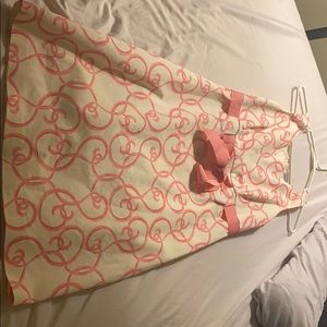 Jessica Howard pink and cream dress.